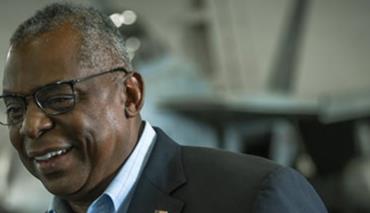 Глава Пентагона Остин считает единственным завершением украинского конфликта стол переговоров